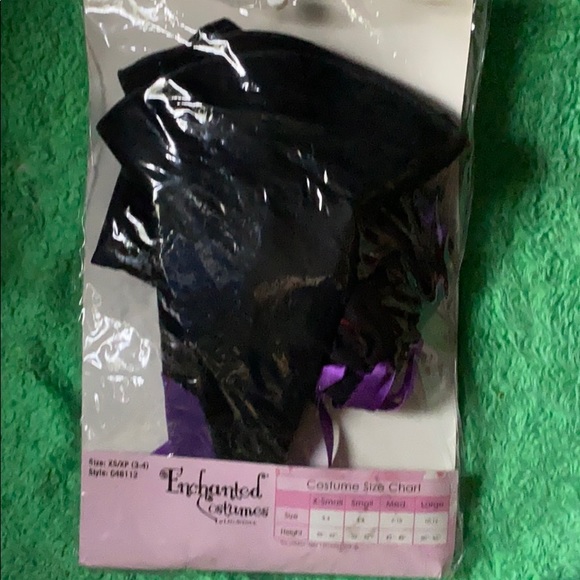 Black Cat Witch costume - Picture 4 of 4